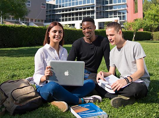 CIU Campus Students