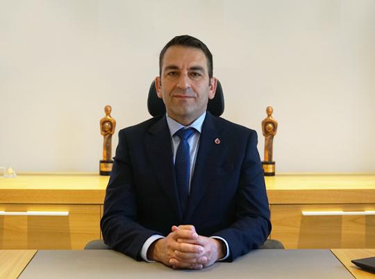 Professor Erbu Çelebı
